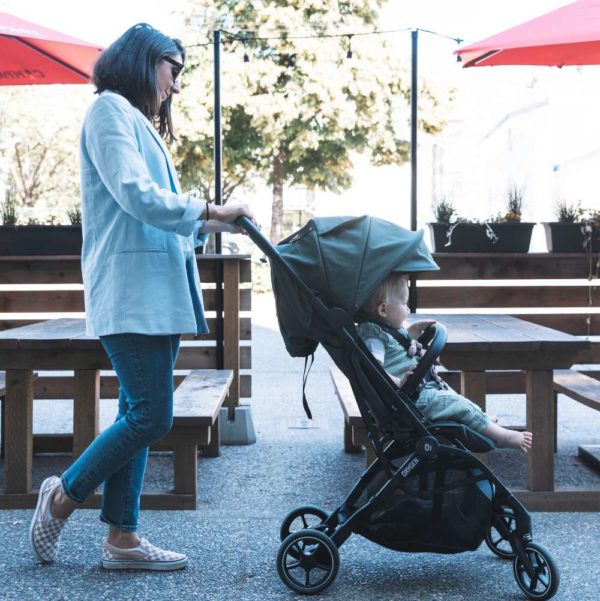 Oxygen v2 Stroller - Lifestyle Image